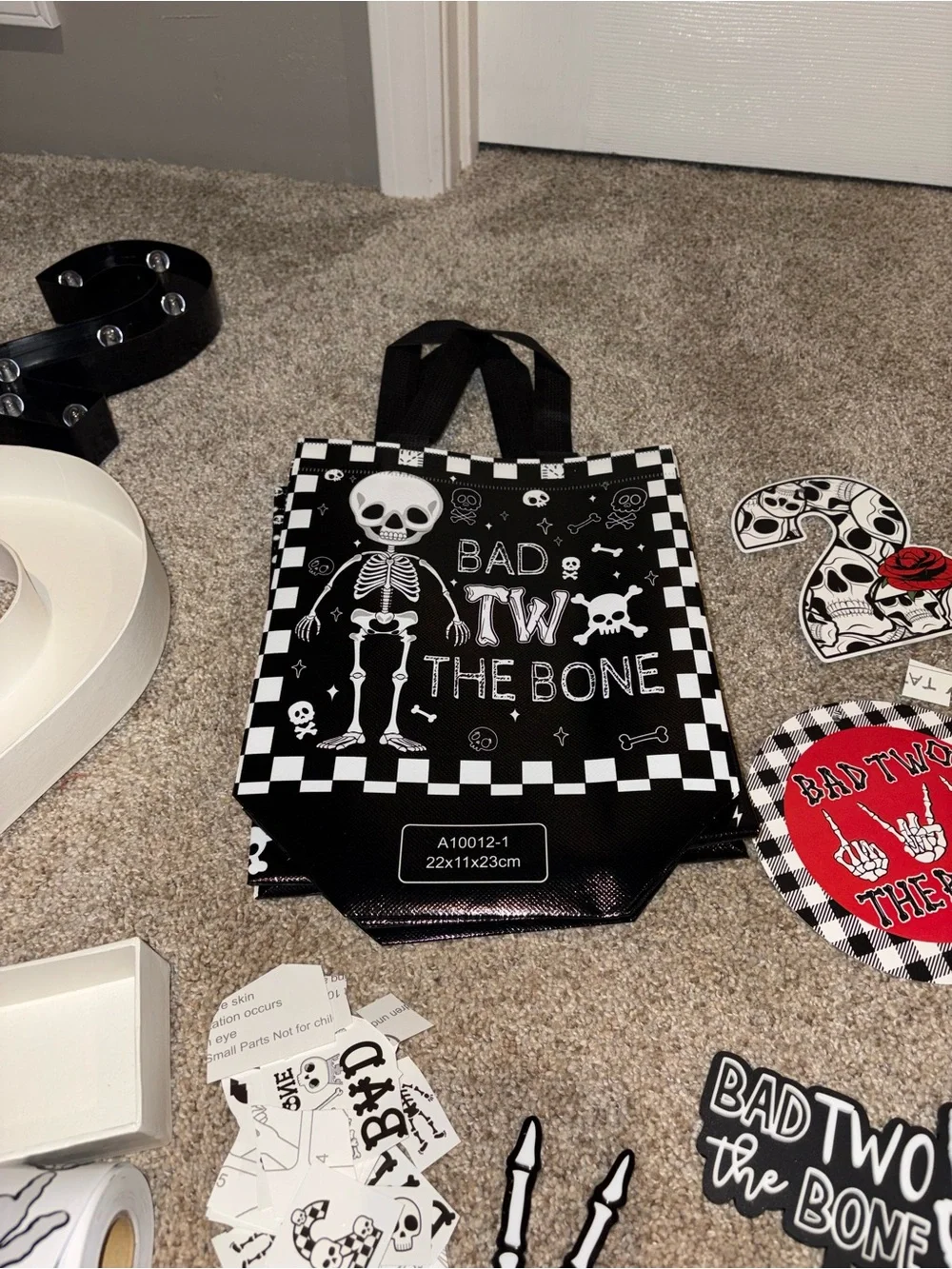N/A complete black